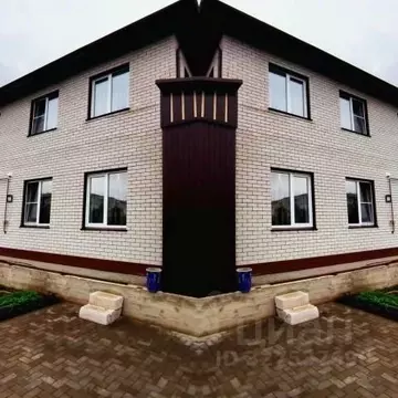 Коттедж в Алтайский край, Барнаул просп. Космонавтов, 20А (192 м)