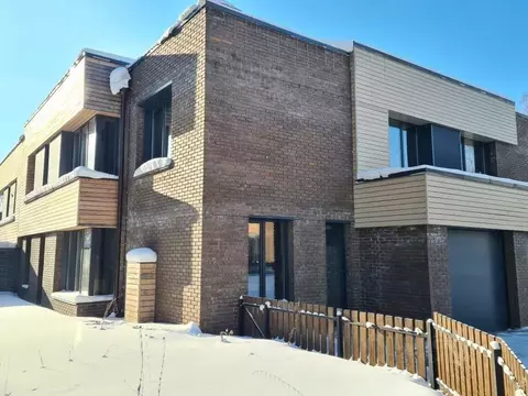 Дом в Иркутская область, Иркутский муниципальный округ, пос. Новая ...