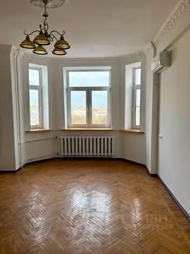 2-к кв. Москва Комсомольский просп., 5/2 (67.0 м)