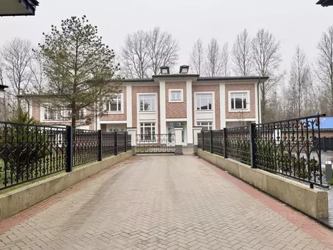 Дом в Московская область, Одинцовский городской округ, д. Семенково, ...