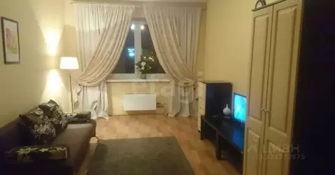 3-к кв. Ямало-Ненецкий АО, Новый Уренгой Строителей мкр, 5/3 (76.0 м)