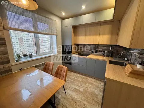 3-комнатная квартира: Щёлково, микрорайон Богородский, 17 (84.1 м)