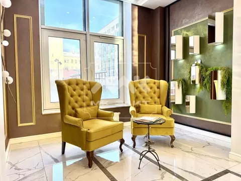 Торговая площадь в Санкт-Петербург Смольный просп., 17 (71 м)