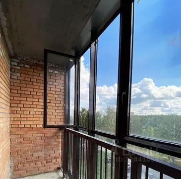 1-к кв. Омская область, Омск просп. Комарова, 11/4 (38.0 м)