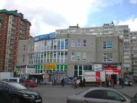 Торговая площадь (60 м)