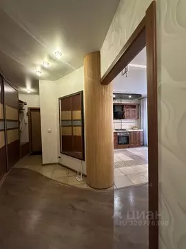 3-к кв. Омская область, Омск просп. Комарова, 17к1 (86.8 м)