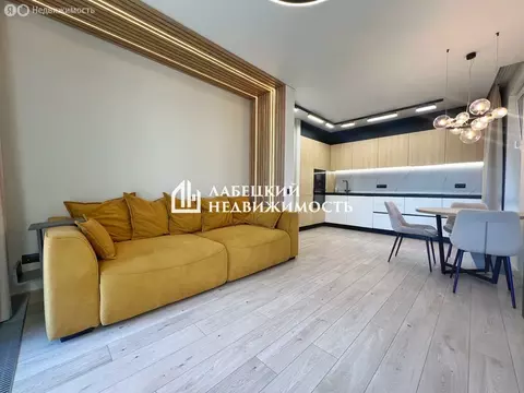 2-комнатная квартира: посёлок Стрельна, Красносельское шоссе, 22 (69.8 ...