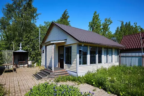 Дом в Ленинградская область, Всеволожский район, Романовское с/пос, ...