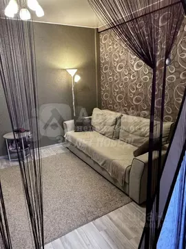 1-к кв. Тюменская область, Тюмень ул. Вересковая, 11 (50.0 м)