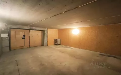 Гараж в Новосибирская область, Новосибирск ул. 5-я Кирпичная Горка, ...