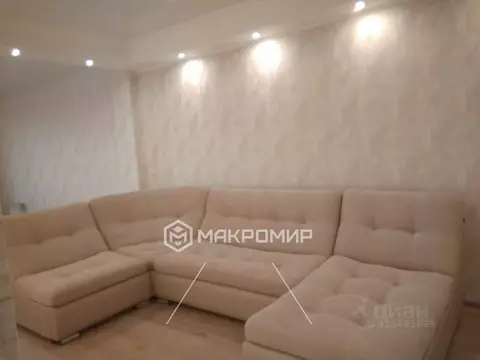 3-к кв. Челябинская область, Челябинск ул. Братьев Кашириных, 124 ...