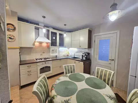 Дом в Ленинградская область, Гатчинский муниципальный округ, Вырица ...