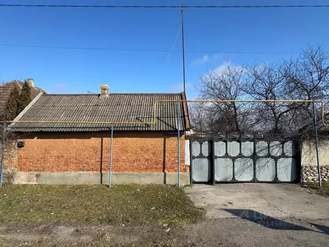 Дом в Кабардино-Балкария, Лескенский район, с. Аргудан ул. Имени ...