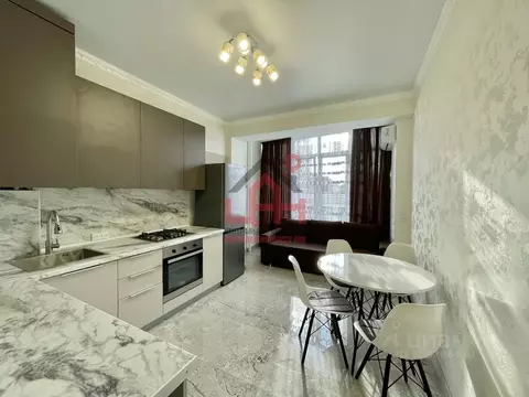 2-к кв. Ставропольский край, Ессентуки Никольская ул., 19к1 (65.0 м)