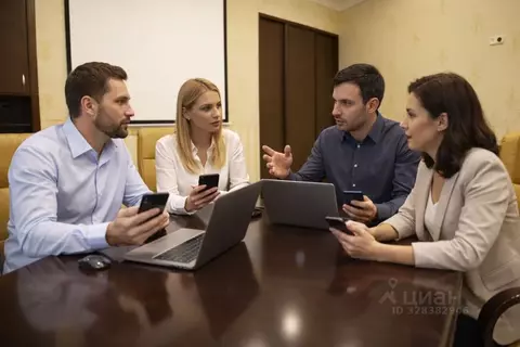 Офис в Свердловская область, Екатеринбург ул. Хохрякова, 74 (128 м)