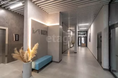 2-комнатная квартира: Тюмень, улица Братьев Бондаревых, 5 (61.2 м)