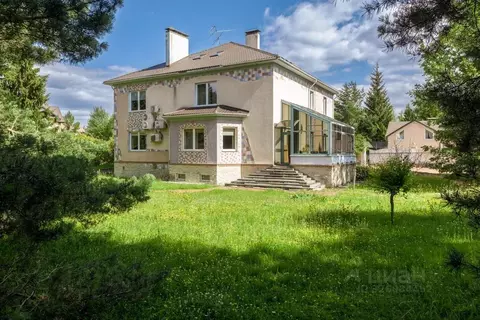 Коттедж в Московская область, Одинцовский городской округ, с. Усово, ...