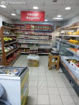 Торговая площадь (197 м)