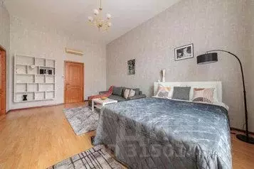 3-к кв. Санкт-Петербург Малая Конюшенная ул., 7 (110.0 м)