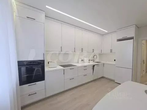 2-к кв. Тюменская область, Тюмень ул. Республики, 204к6 (66.0 м)