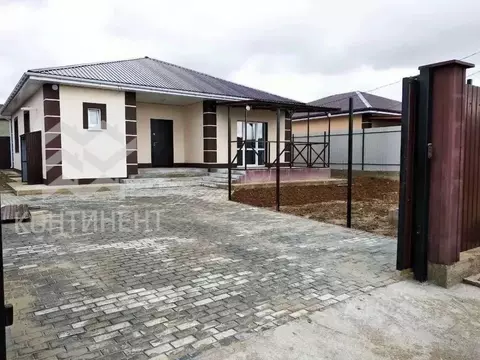 Дом в Крым, Сакский район, с. Уютное ул. Мира, 1 (102 м)