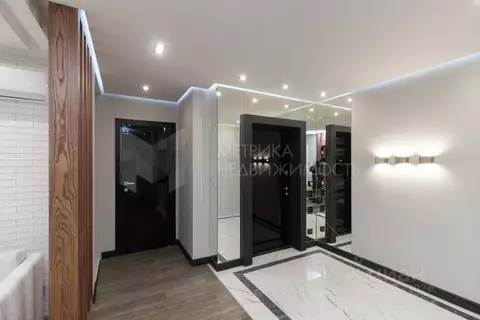 3-к кв. Тюменская область, Тюмень ул. 50 лет Октября, 57Б (82.5 м)