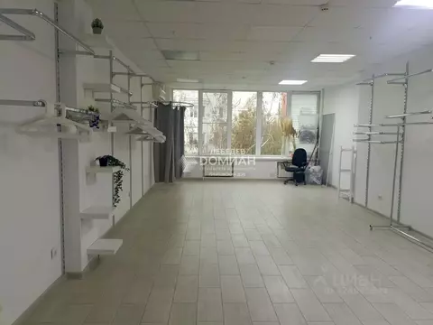 Помещение свободного назначения в Ростовская область, Новочеркасск ул. ...