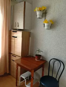 Продается комната в 4-комнатной квартире