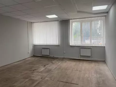 Офис в Волгоградская область, Волгоград проезд Нефтяников, 2 (90 м)