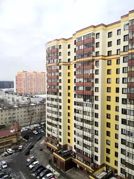 2-комнатная квартира: посёлок городского типа Октябрьский, улица ...