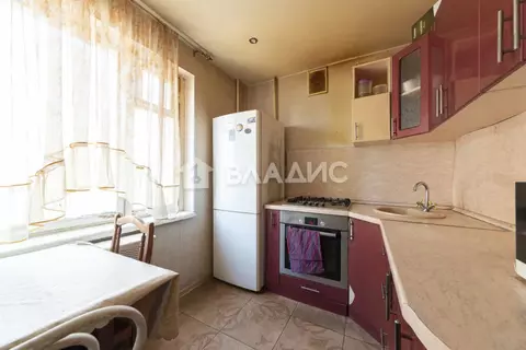 Продается 4-комнатная квартира