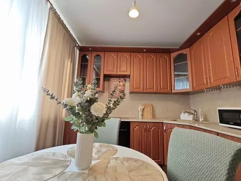 2-к кв. Москва Беловежская ул., 21к2 (60.0 м)