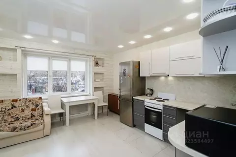 2-к кв. Омская область, Омск Заозерный мкр, ул. Бородина, 2 (60.2 м)