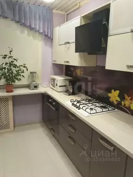 3-к кв. Ярославская область, Рыбинск ул. Моторостроителей, 1 (59.2 м)