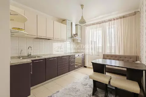 Продается 3-комнатная квартира