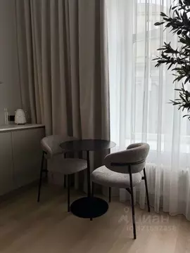 1-к кв. Москва ул. Петровка, 19С1 (30.0 м)