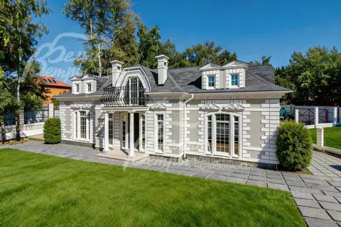 Дом в Москва д. Пушкино, Монплезир-Пушкино кп,  (260 м)