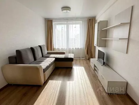 1-к кв. Кировская область, Киров ул. Ивана Попова, 93 (54.0 м)