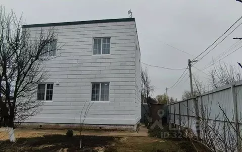 Дом в Волгоградская область, Волжский пос. Краснооктябрьский, Донская ...