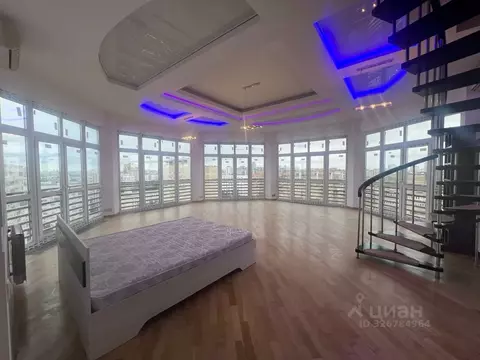 6-к кв. Москва Таганская ул., 36К2 (330.0 м)