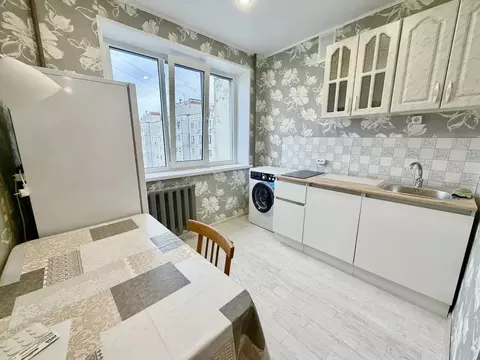 1-к кв. Башкортостан, Уфа ул. Максима Рыльского, 3 (33.4 м)
