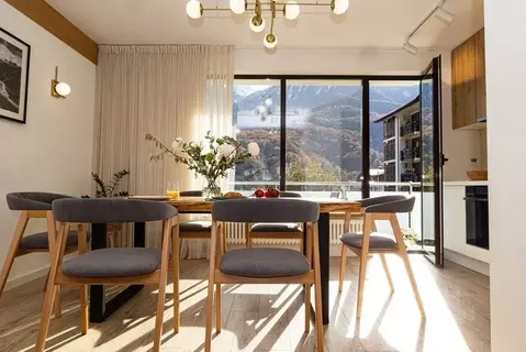 3-к кв. Краснодарский край, Сочи Красная Поляна пгт, ул. Пчеловодов ...