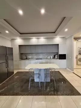 4-к кв. Москва Авиационная ул., 79К1 (130.0 м)