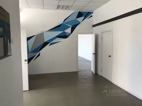 Помещение свободного назначения в Челябинская область, Челябинск ул. ...