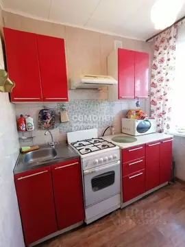 3-к кв. Нижегородская область, Нижний Новгород 6-й мкр, 3 (50.2 м)