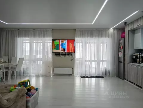 Дом в Башкортостан, Ишимбайский район, Ишеевский сельсовет, д. ...