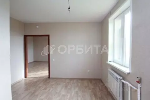 3-к кв. Тюменская область, Ялуторовский муниципальный округ, с. ...