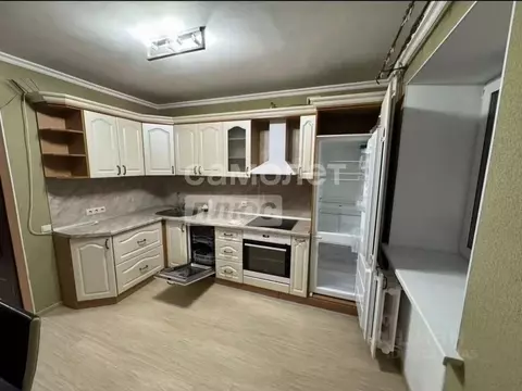 2-к кв. Тюменская область, Тюмень ул. Самарцева, 30 (105.4 м)