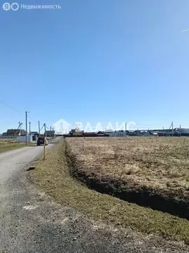 Участок в деревня Ладога, коттеджный посёлок Любимово (12.41 м)