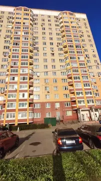 Продается 2-комнатная квартира